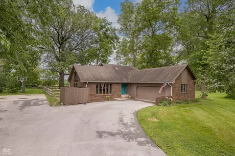 12141 Briarway Center Dr, Indianapolis, IN 46259