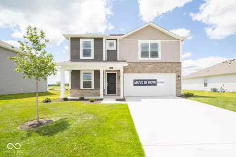 2315 Larkspur Ln, Shelbyville, IN 46176