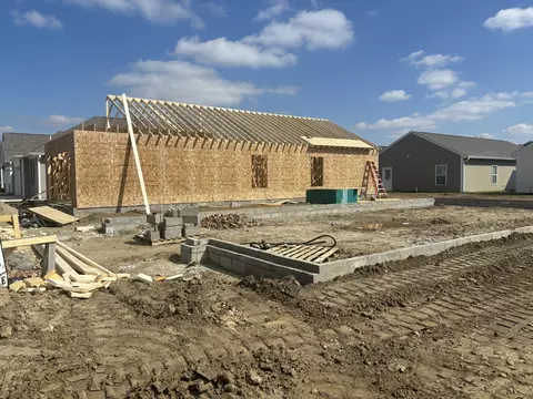 1429 Wigwam Ln, Martinsville, IN 46151