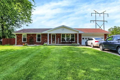 5315 E Fountain Way, Columbus, IN 47201