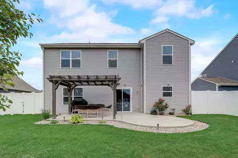 Exterior - 6654 Aster Dr, Pendleton, IN 46064 photo 10 of 13