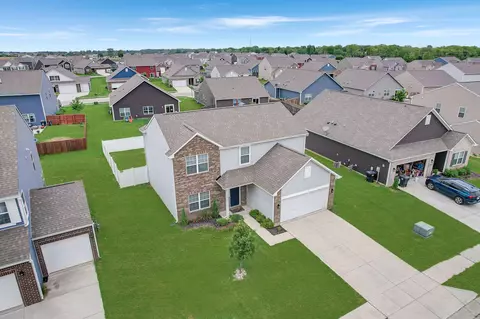 View/Area - 6654 Aster Dr, Pendleton, IN 46064 photo 4 of 11