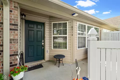 6213 Old Course Pl, Indianapolis, IN 46237