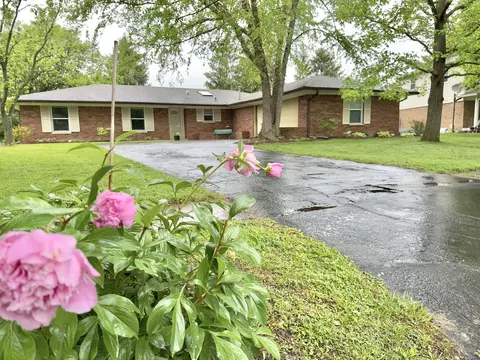 1538 Sandi Dr, Indianapolis, IN 46260