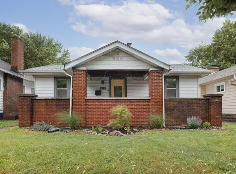 944 N Grant Ave, Indianapolis, IN 46201