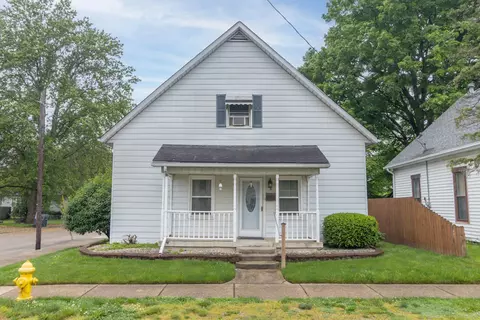 6 S Brandywine St, Greenfield, IN 46140