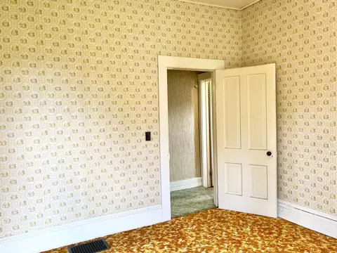 Bedroom - 202 Washington St, Hope, IN 47246 photo 8 of 9