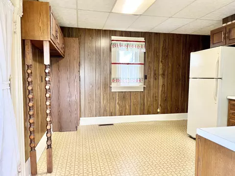 Kitchen - 202 Washington St, Hope, IN 47246 photo 3 of 4