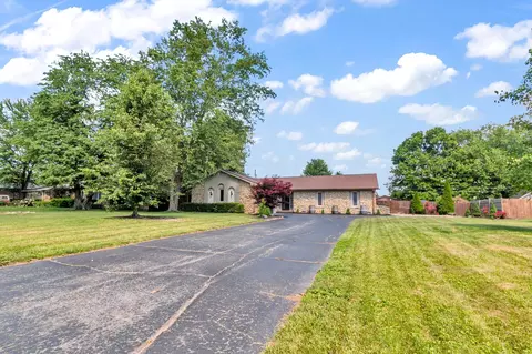 1411 S Highland Dr, Franklin, IN 46131
