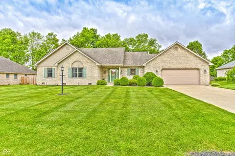 1243 N Stewart Rd, Anderson, IN 46012