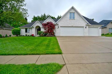 735 Willow Pointe Dr S, Plainfield, IN 46168