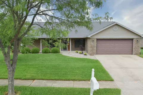 1510 Bush Way, Shelbyville, IN 46176