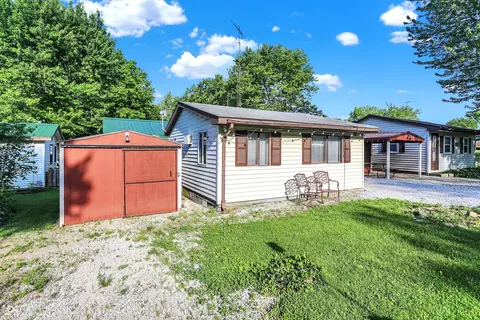 6086 Van Bibber Lk, Greencastle, IN 46135