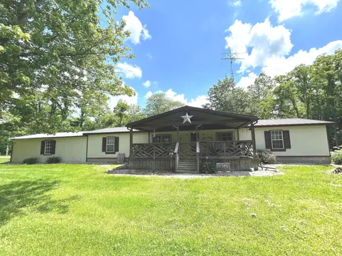7425 Bridgeton Rd, Rockville, IN 47872