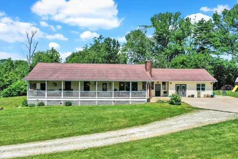 304 S Poplar St, Westport, IN 47283