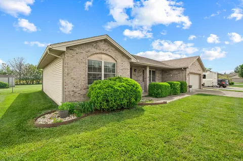 117 Addisons Ln, Seymour, IN 47274