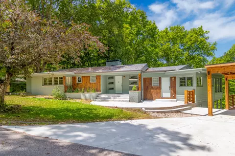 132 Ridgeway Dr, Nashville, IN 47448