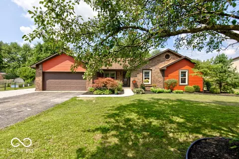 1314 Sheffield Dr, Avon, IN 46123