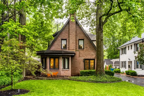 4125 N Illinois St, Indianapolis, IN 46208
