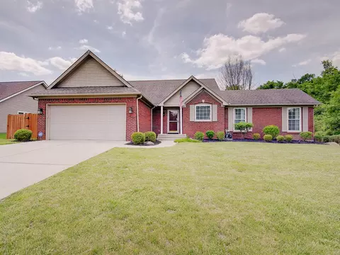 6366 Pleasant Woods Ln, Indianapolis, IN 46236