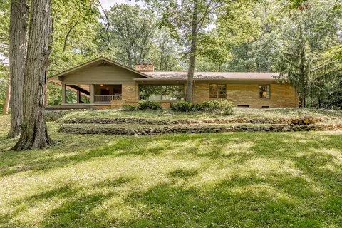 6460 Around The Hills Rd, Indianapolis, IN 46226