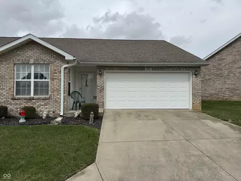 1002 E Crown Pointe Blvd, Greensburg, IN 47240