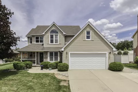 1630 Thornburg Ln, Franklin, IN 46131