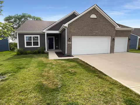 8273 Bearberry Ln, Pendleton, IN 46064