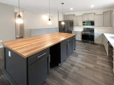 Kitchen - 8273 Bearberry Ln, Pendleton, IN 46064 photo 1 of 5