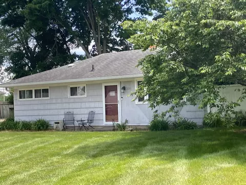 2211 E 74th St, Indianapolis, IN 46240