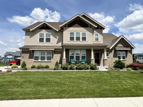 1457 Gatewick Dr, Greenwood, IN 46143