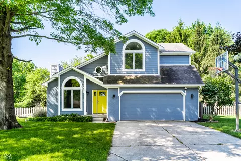 1645 Graystone Ln, Zionsville, IN 46077