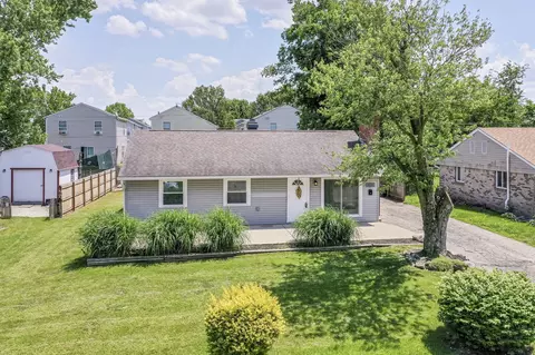1426 Rolling Ridge Dr, Noblesville, IN 46060