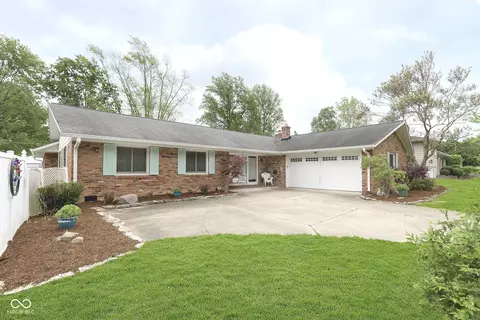 808 Park Rd, Anderson, IN 46011