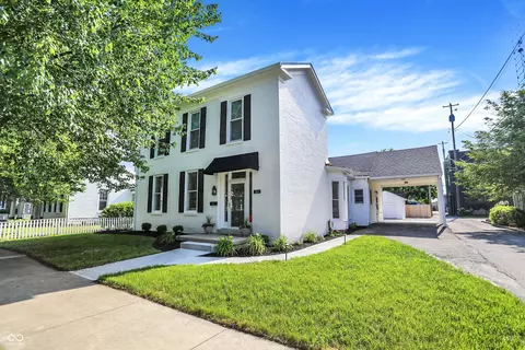 51 N Water St, Franklin, IN 46131