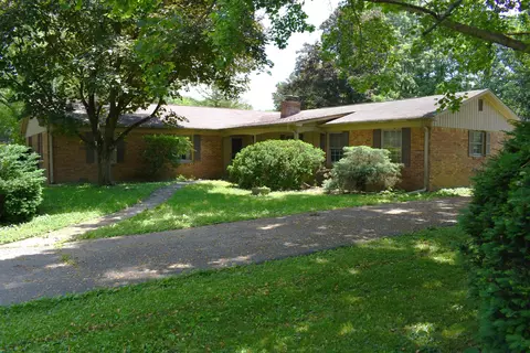 1631 Lancaster Ct, Indianapolis, IN 46260