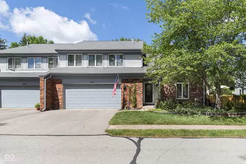 310 Dominion Dr, Zionsville, IN 46077