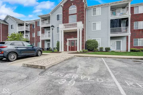 5003 Amber Creek Pl #312, Indianapolis, IN 46237
