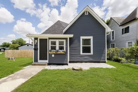 811 S 22nd St, Elwood, IN 46036