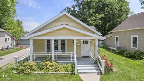 171 N Smart St, Greenwood, IN 46142