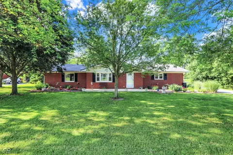 4915 W 600 N, Fairland, IN 46126