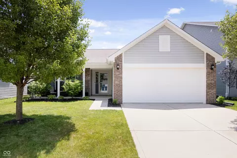 11193 Lucky Dan Dr, Noblesville, IN 46060