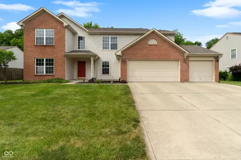 7312 Oakview Dr, Avon, IN 46123