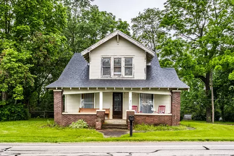 5862 S Jonesville Rd, Columbus, IN 47201