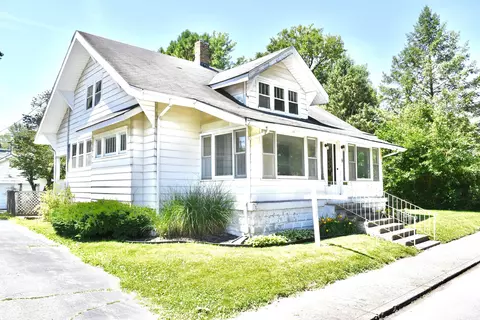 302 E 4th St, Sheridan, IN 46069 photo 2