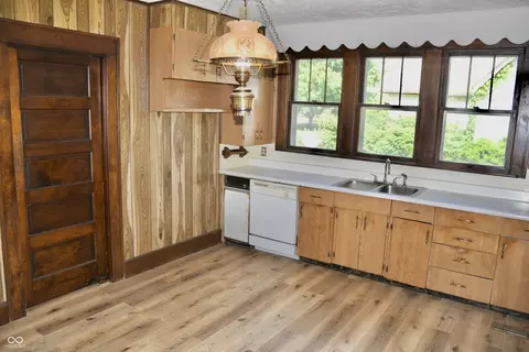 302 E 4th St, Sheridan, IN 46069 photo 6