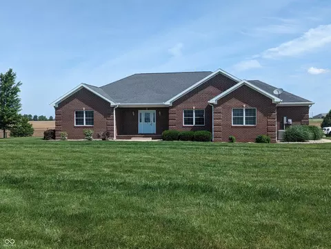 1960 E 400 S, Crawfordsville, IN 47933