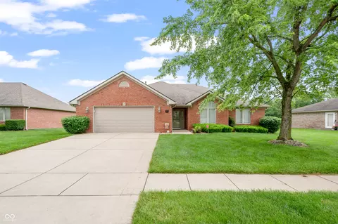 3119 Victory Dr, Columbus, IN 47203