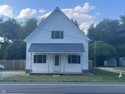 318 W Jefferson St, Kirklin, IN 46050