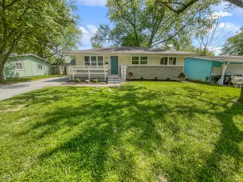 7715 E 50th St, Lawrence, IN 46226